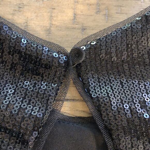 NWT BCBG’s ‘Nera’ Shimmer & Shine LBD. Cocktails 🍸 🍹 and Dancing 💃 🕺 Anyone? - Picture 10 of 17